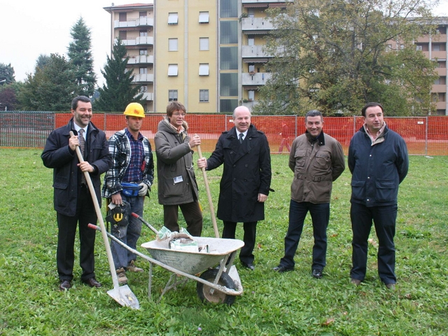Seregno: al Crocione arrivanogli spogliatoi per i campi sportivi