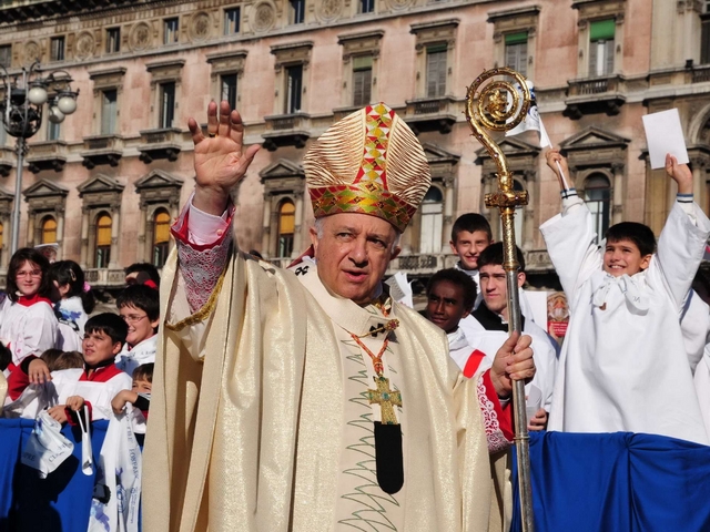 Decanato di Carate, più di tremilale firme a sostegno del cardinale