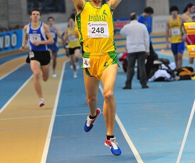 Carate, Moretti campione italianojuniores negli 800 metri indoor