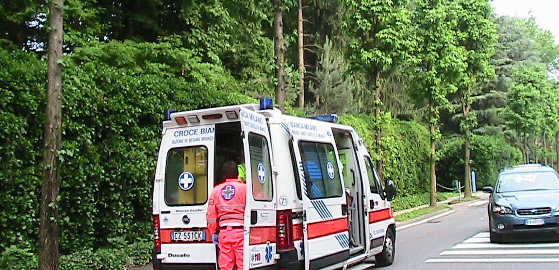 Decolla sul dosso con lo scooterQuindicenne ferito a Camparada