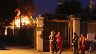 Violenta esplosione a BrugherioSoccorsi al lavoro fino all’alba