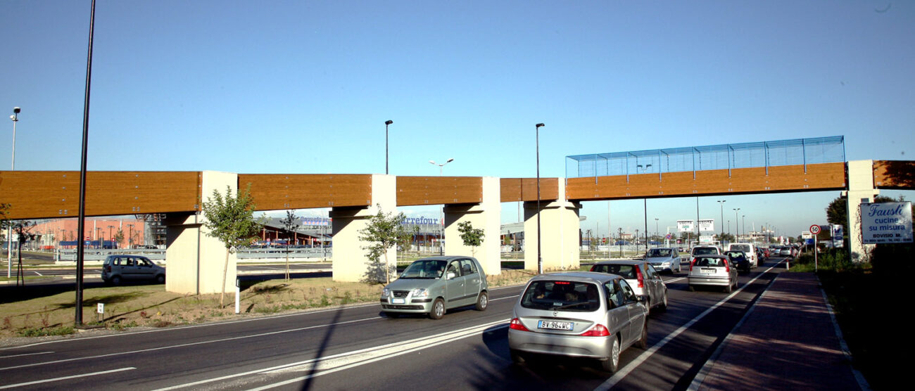 Varedo, nuova Esselunga: nienteponte pedonale in Monza-Saronno