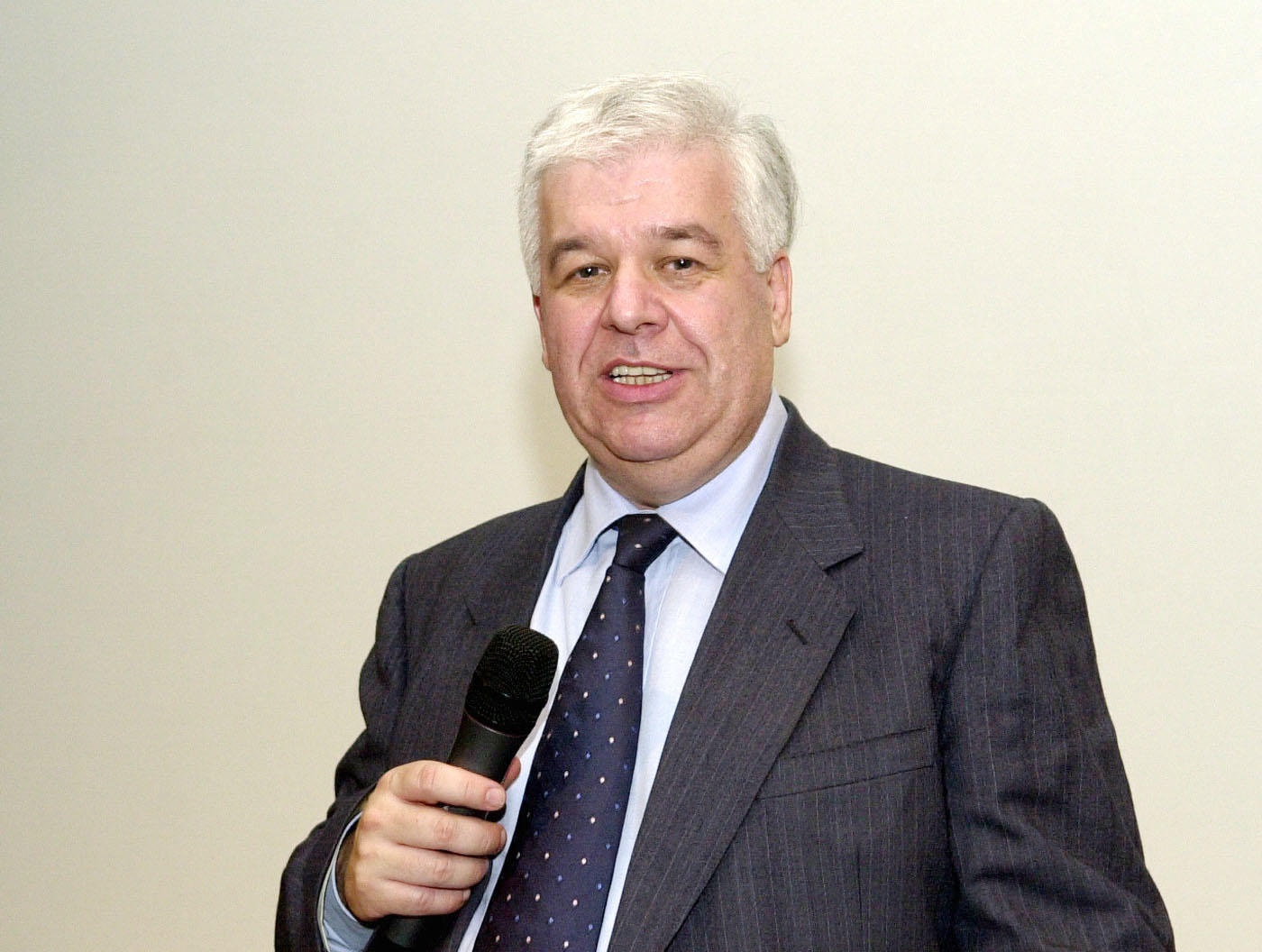 Emilio R Ronzoni Arcore, Ronzoni smentisce tuttoBrambilla: mai stato consulente - Il ...