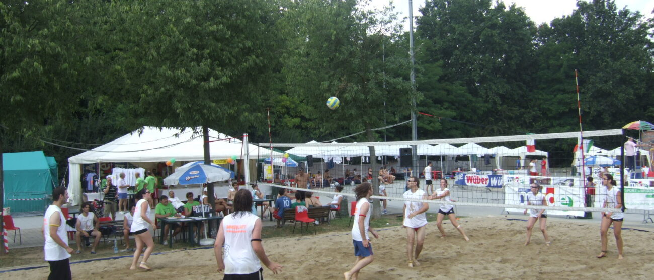 Limbiate, la 24 ore beach volleyIl successo dell’ottava edizione