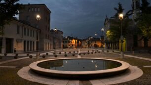 La piazza centrale di Cavenago