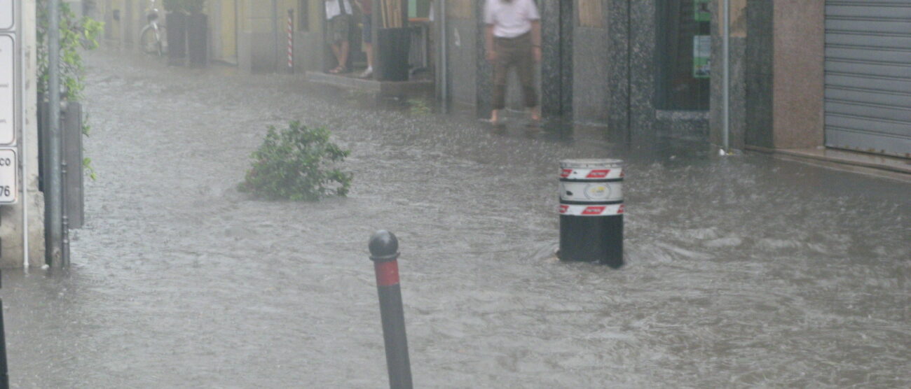 Concorezzo, forte temporale:via Libertà diventa un fiume