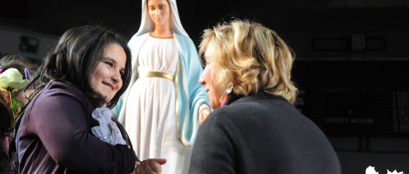 Madonna di Medjugorje a DesioMigliaia in preghiera per la pace