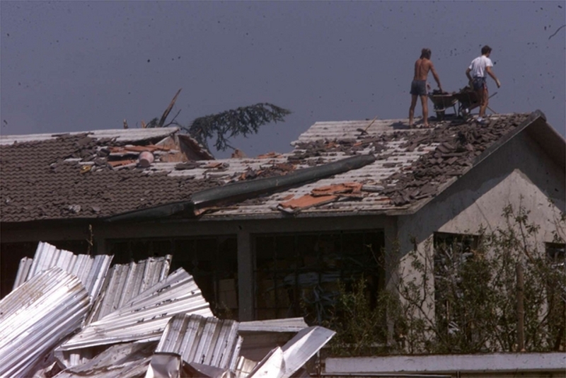 I danni della tromba d’aria del luglio 2001