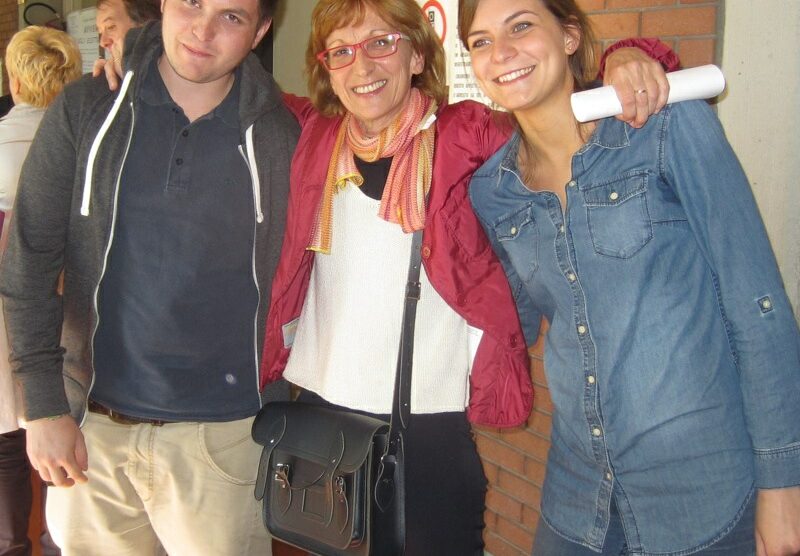 Mariarosa Redaelli festeggia la vittoria elettorale