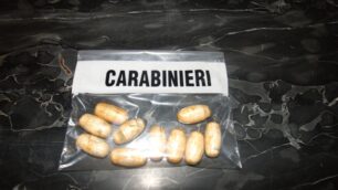 Ovuli di cocaina dentro la panciaSalvata la vita al pusher di Carnate