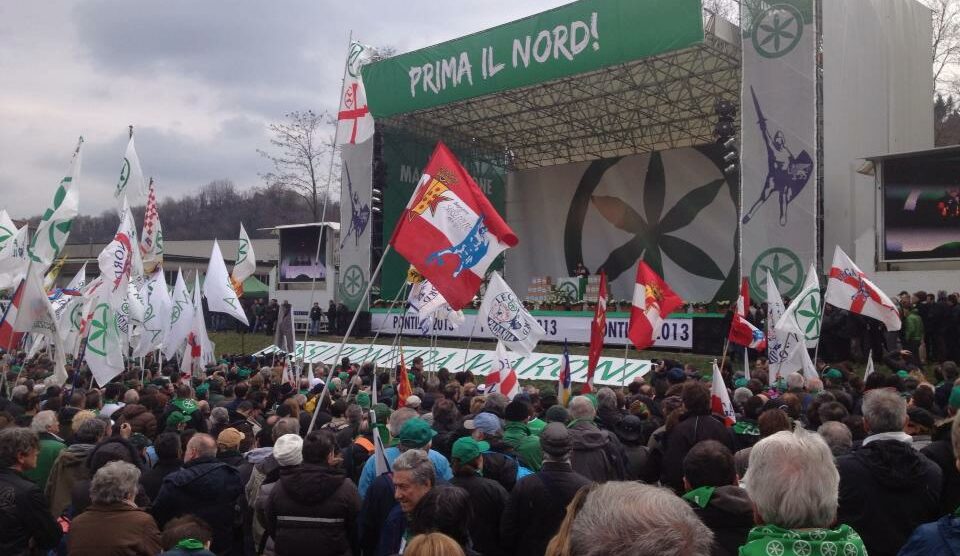 La Lega a Pontida con polemicheParla Bossi: «Base trattata male»
