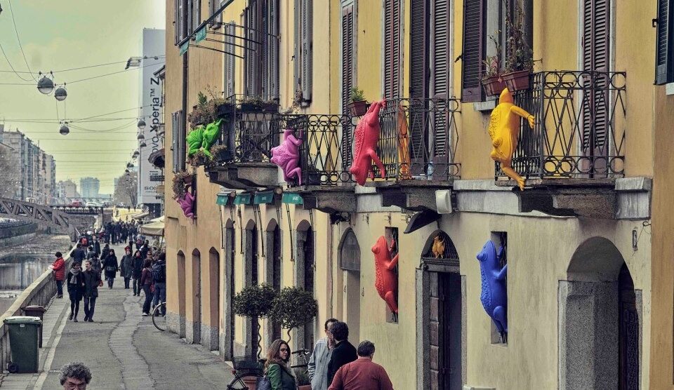 Cracking art, le rane vanno a rubaDue ladri arrestati lungo i Navigli