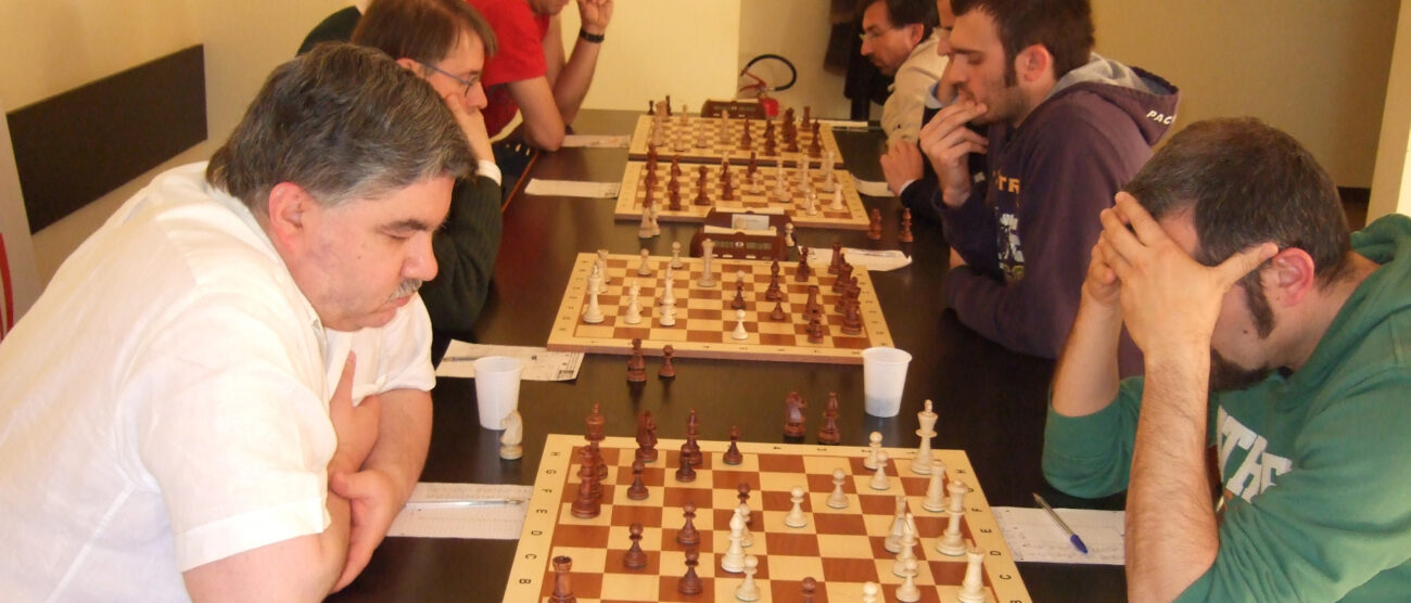 Bovisio: scacchi in piazzacon «Ho visto un Re»