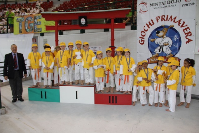 Giochi di primavera a MonzaKarate in pedana con l’Sr