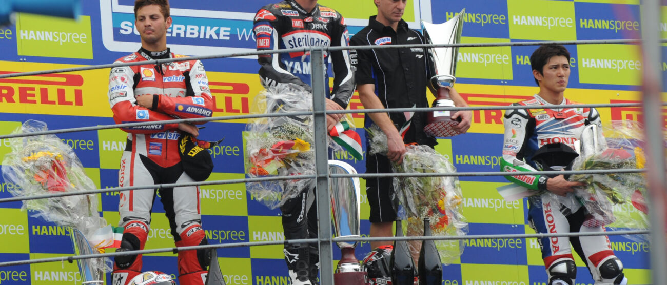 Sbk, Fabrizio tra paura e ritardiBen Spies si vendica in gara-2