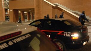 I carabinieri in piazza Marconi