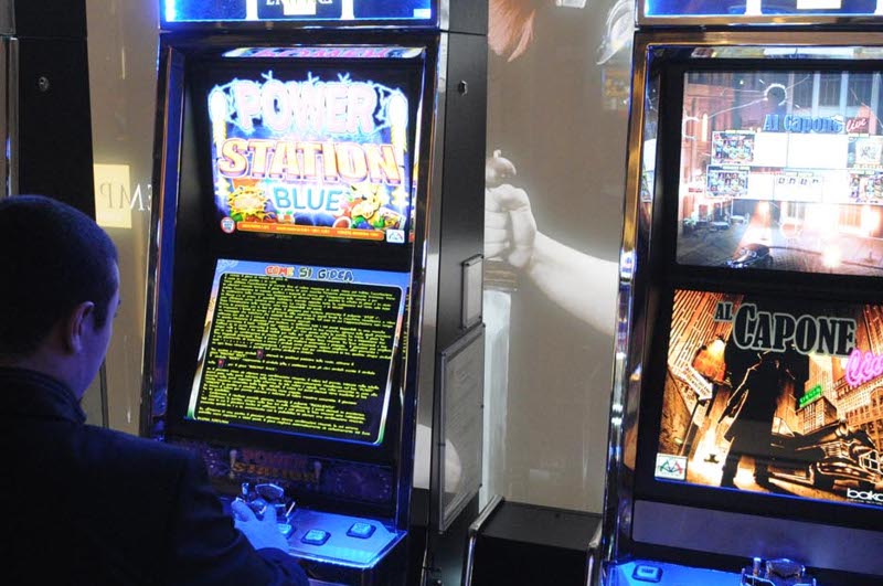 Slot machine nel mirino dei ladri