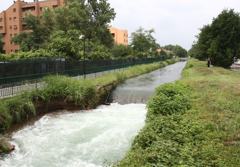 Il canale Villoresi a Monza