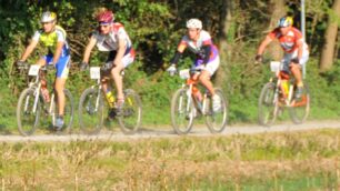 Ciclisti al parco (foto d’archjvio)