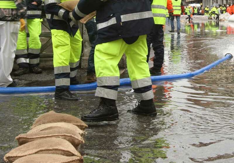 Una esercitazione della protezione civile a Monza