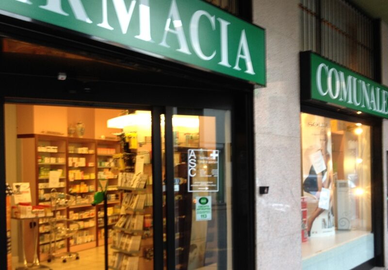 Soldi per il  cibo e per le sigarette
Arrestato dopo il colpo in farmacia