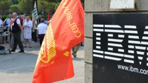 Uno sciopero davanti all’Ibm