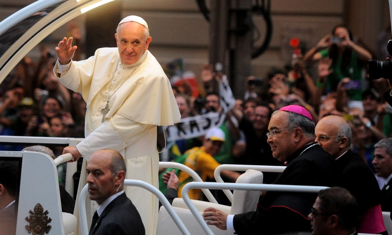 Papa Francesco a Rio de Janeiro tra la folla