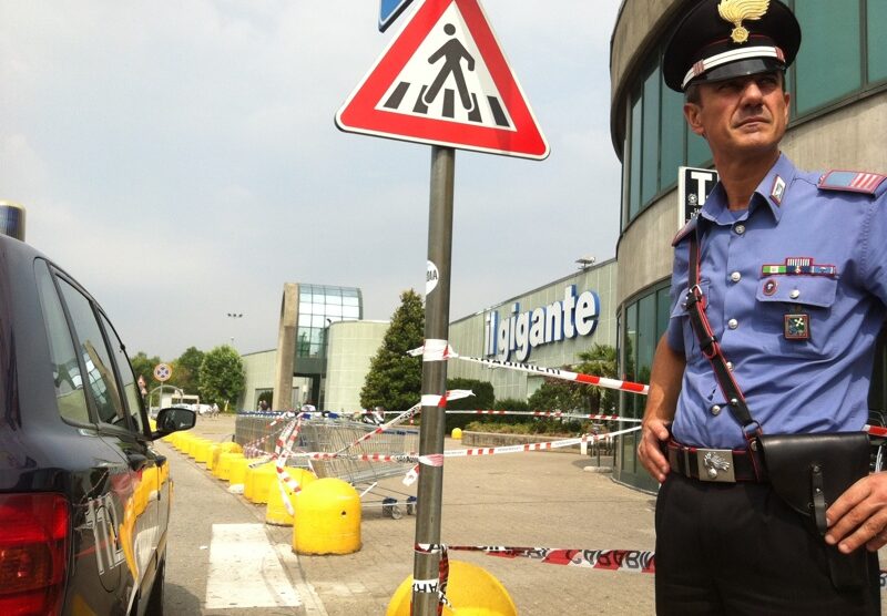 I carabinieri fuori dal Gigante