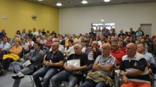 Numerosi «esodati» brianzoli durante un incontro nella sede Cgil