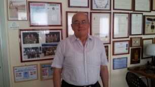 Gabriele Stefanoni nel suo ufficio