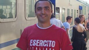 Paolo Cazzaniga  era sul treno preso a sassate.