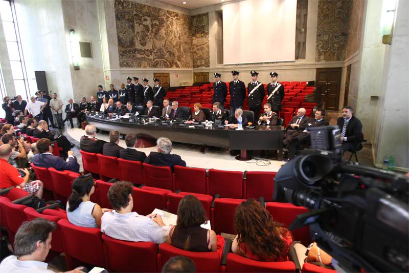 ’Ndrangheta, la conferenza stampa dell’operazione Infinito in tribunale a Milano