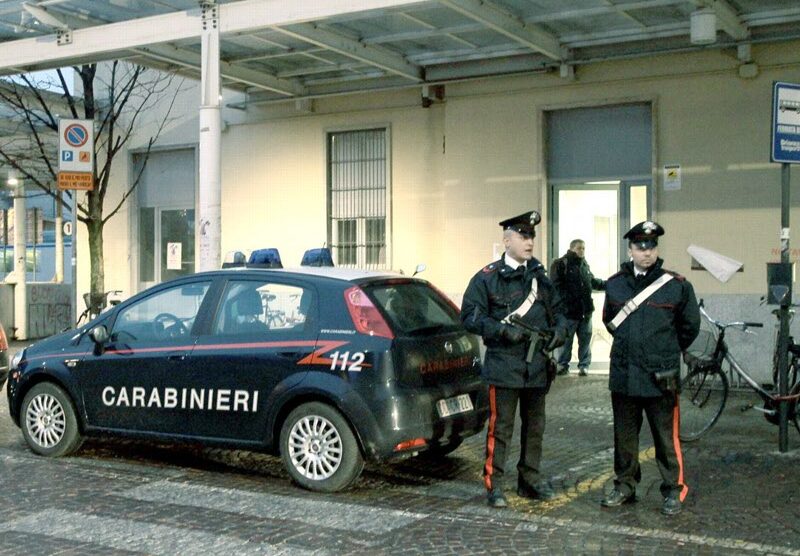 I carabinieri in stazione a Lissone