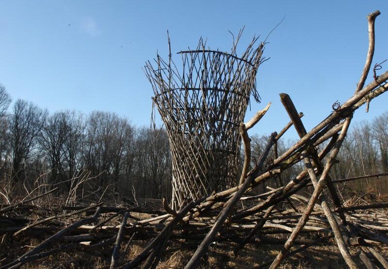 La Voliera per umani nel parco di Monza dopo il crollo