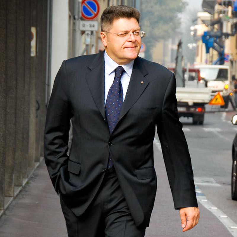 Presiede L Osservatorio Fiscale Ora Indagato Per Evasione Il 