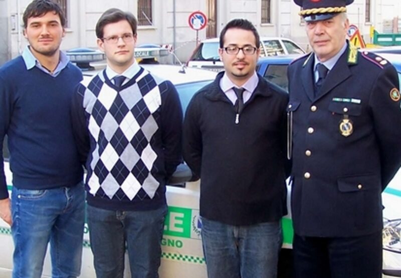 Il comandante Damiano Vernò con gli ultimi agenti assunti in servizio