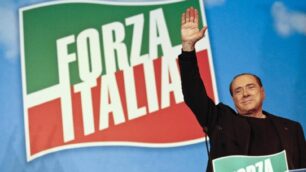 Il Senato approva la decadenza di Berlusconi