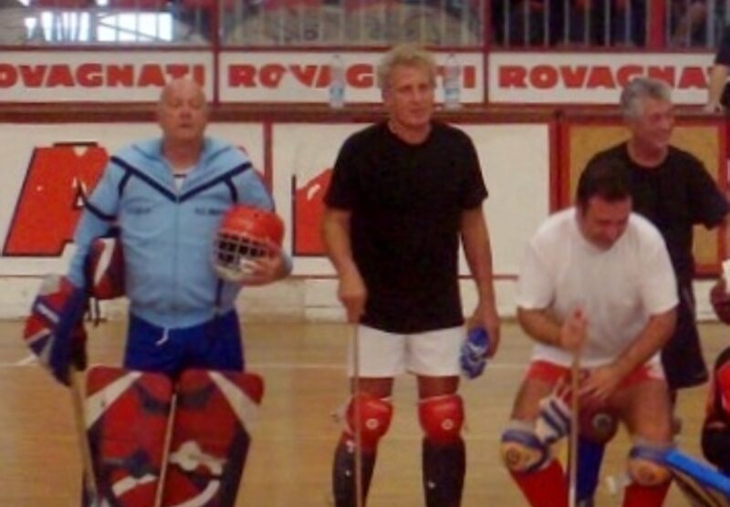 Seregno,  Giuseppe «Tappo» Molteni, primo a sinistra con la maglia azzurra, in occasione di un incontro tra vecchie glorie a Biassono nel settembre del 2012