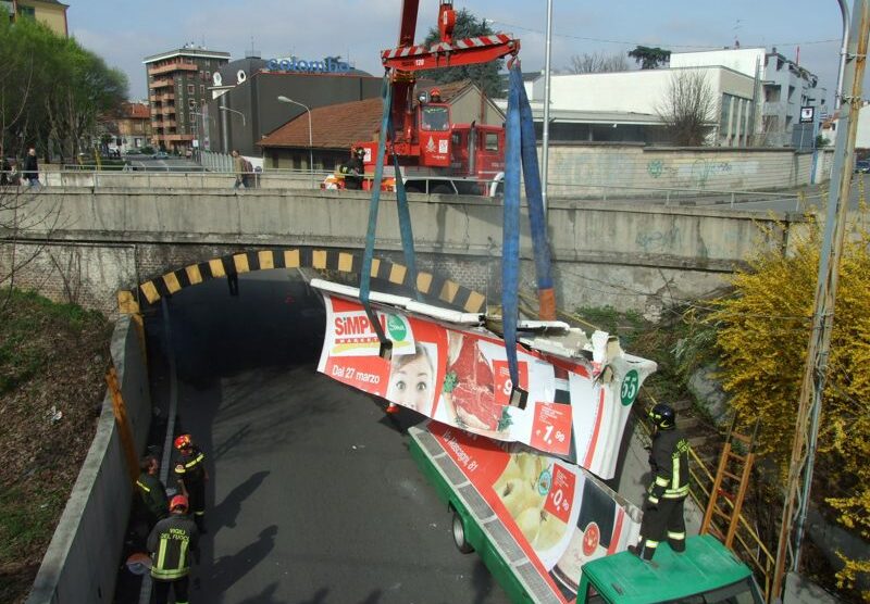 Il sottopasso della stazione ferroviaria di Lissone