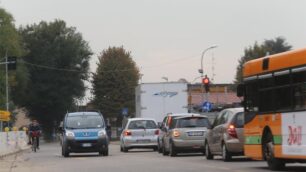 Monza, il cantiere di  viale Lombardia: semaforo di via Cavallotti