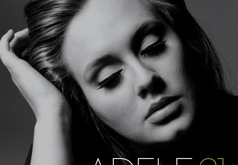 La cover di “21” di Adele, oggi tradotto in brianzolo da Renato Ornaghi e interpretato da Lucia Lella