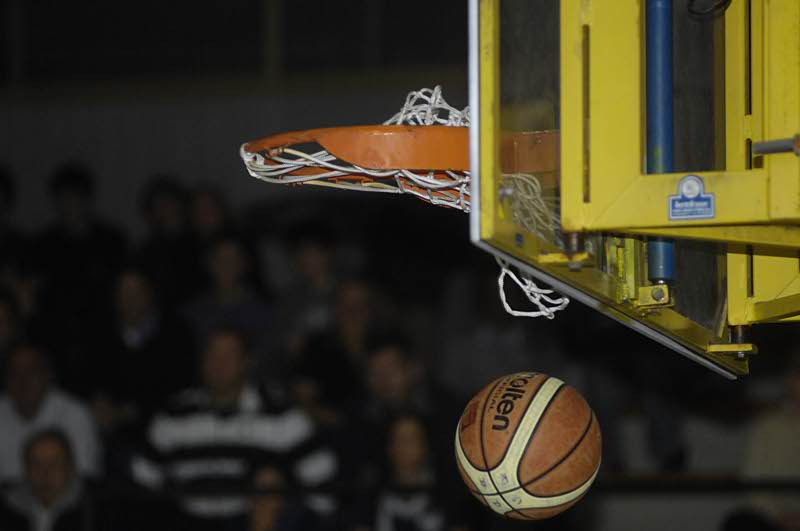 Ultima giornata dei campionati di basket prima delle feste