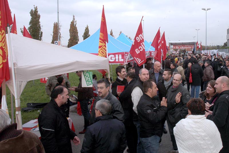 Una manifestazione della Cgil di Monza