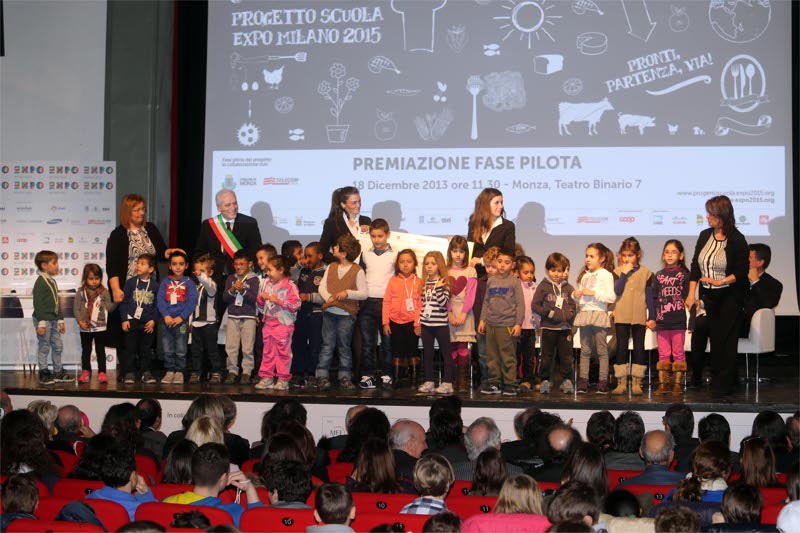 Monza, la premiazione del progetto scuola Expo 2015 col ministro Carrozza