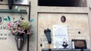 Una delle tombe "sfrattate" dal cimitero di Jesi.