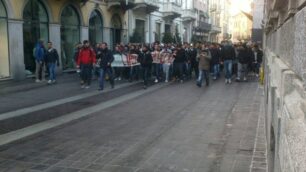 Monza, il corteo degli studenti in via Italia