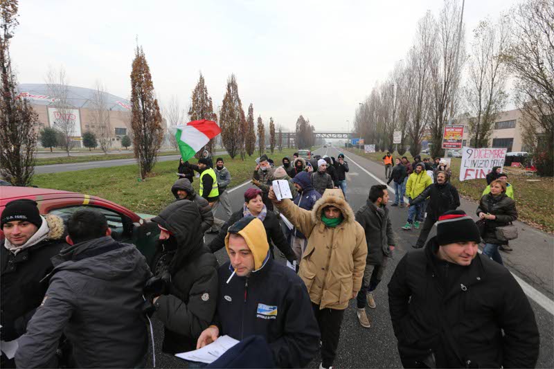 MONZA VIALE FERMI PRESIDIO FORCONI