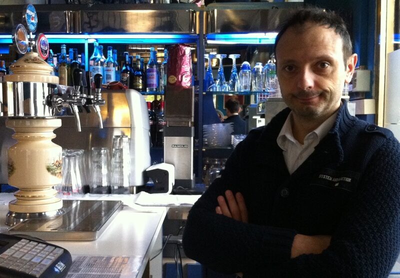 Martino Marrella, il  titolare del bar Dottor Creatur a Desio.