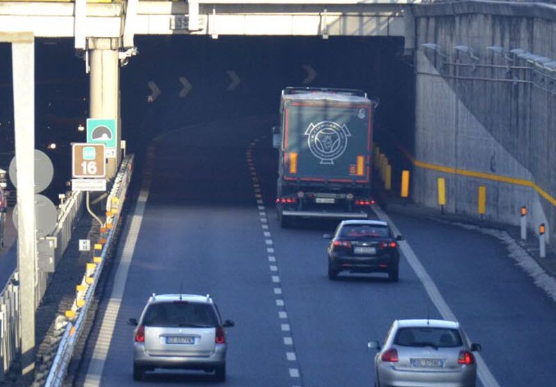 Vimercate, l’ingresso alla galleria della tangenziale est