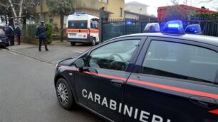 Sul posto i carabinieri e una squadra del 118